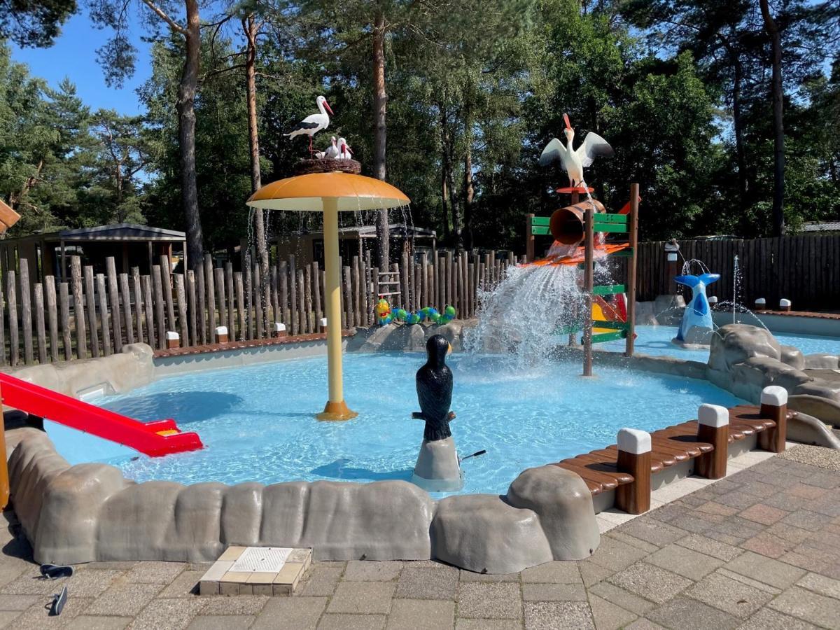 Vakantiepark Hertenhorst بيكبيرخين المظهر الخارجي الصورة